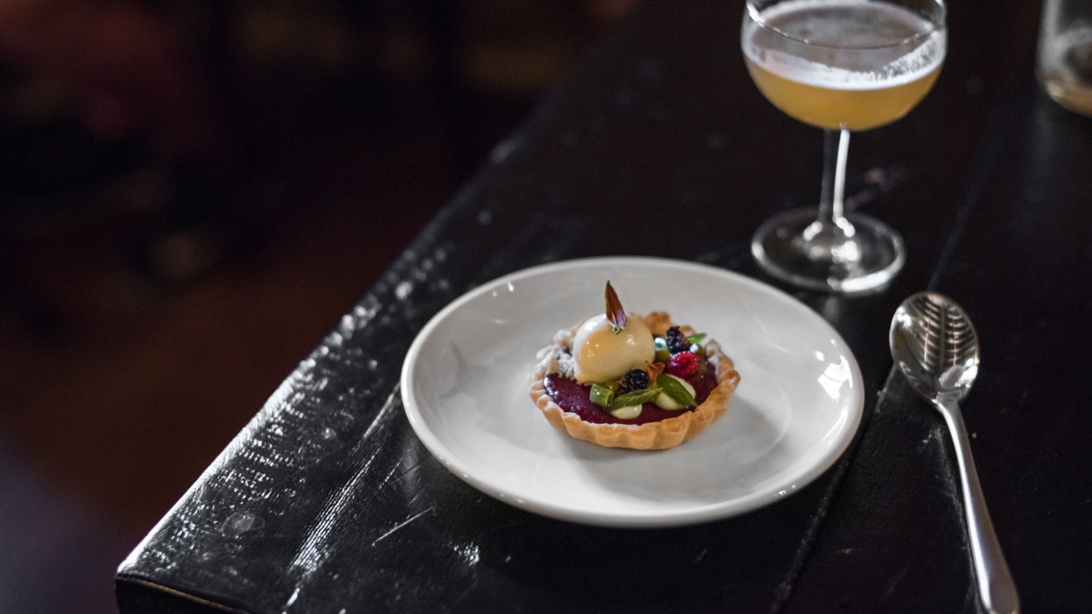 plating demonstration of food